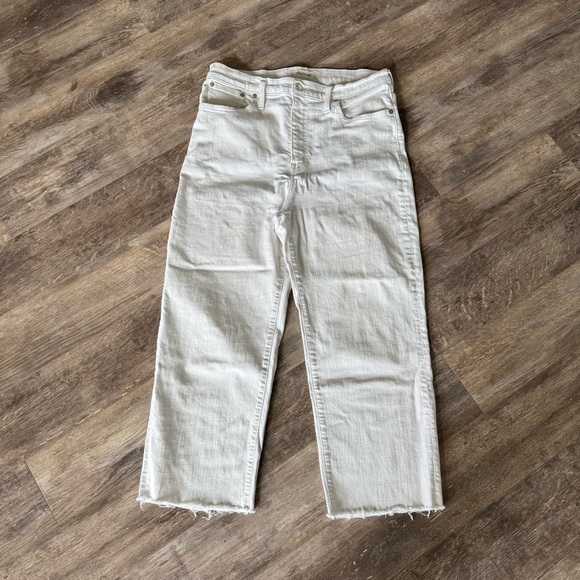 Madewell Cropped High-Rise Slim Wide-Leg Jeans in Tile White - COLOR: Tile White - Picture 12 of 12
